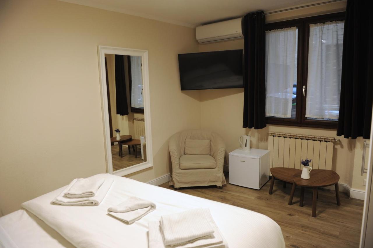 Pontevecchio Rooms Florenz Exterior foto