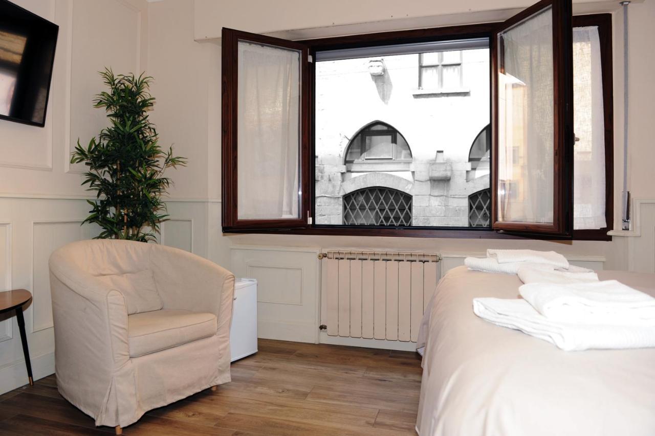 Pontevecchio Rooms Florenz Exterior foto